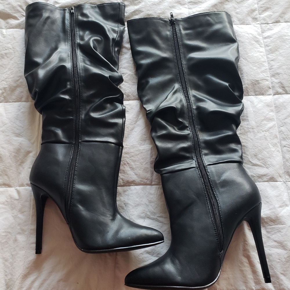 Boots - Picture 6 of 6